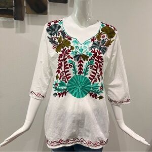 Karina White Multicolor Embroidered Chambray Tunic Top Floral Knitted Blouse L